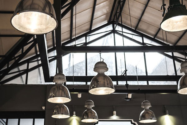 خرید بهترین لامپ صنعتی