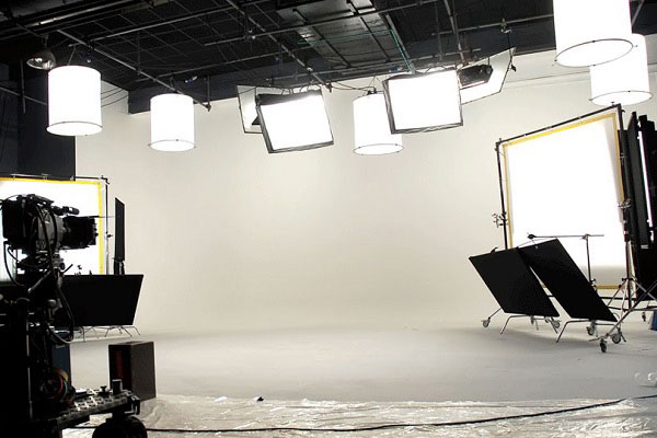 نحوه ایجاد نور مناسب برای فیلمبرداری با وبکم