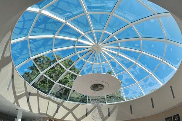 نورگیر اکریلیک گنبدی