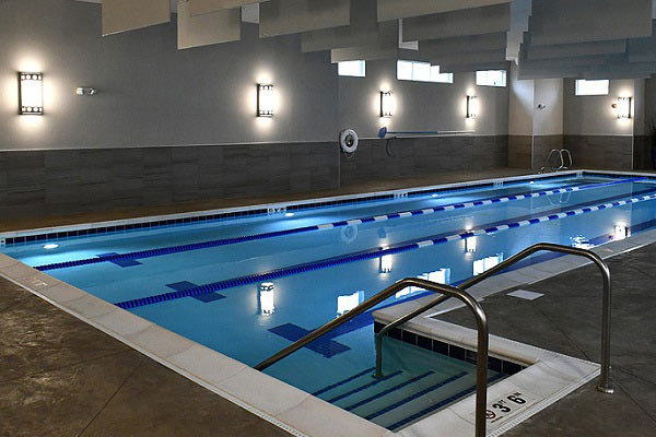 نحوه انتخاب دستگاه LED مناسب استخر